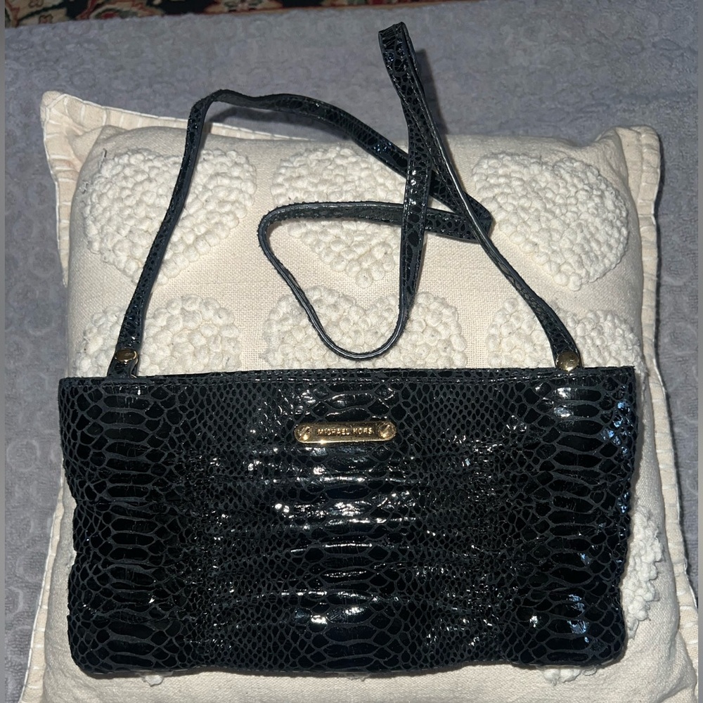 Michael Kors clutch crossbody shoulder purse w/ snake print pattern
